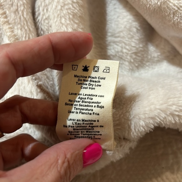 Ugg Marlow Long Robe. NWT. XL - Picture 9 of 12